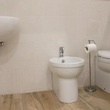 Fana Bed and Breakfast 3*